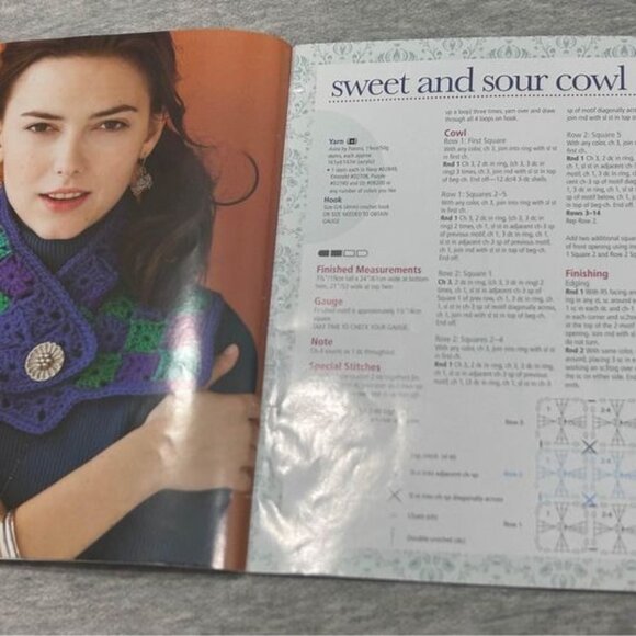 EASY COWLS TO CROCHET Mary Beth Temple - Picture 3 of 7